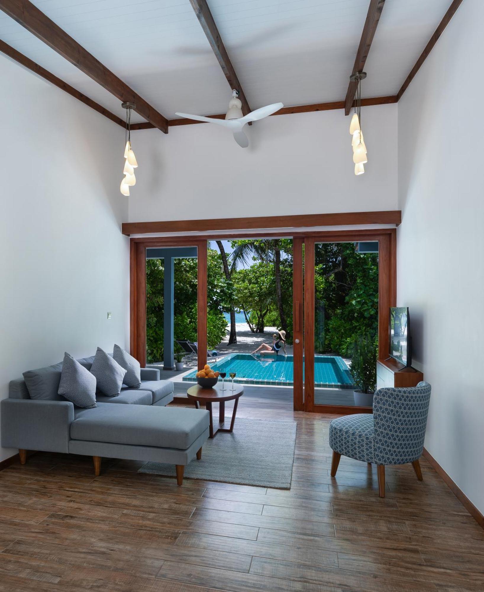 Ifuru Island Maldives Hotel Ugoofaaru Exterior photo