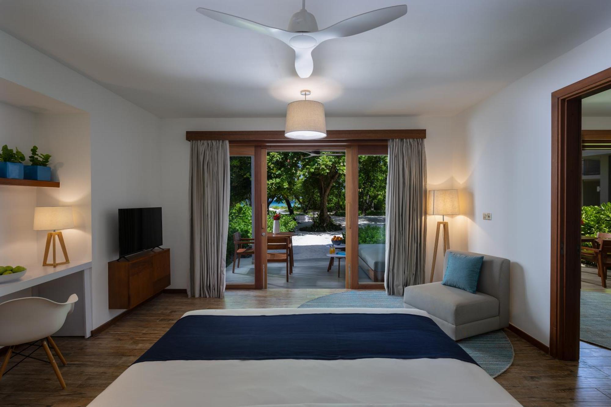 Ifuru Island Maldives Hotel Ugoofaaru Exterior photo